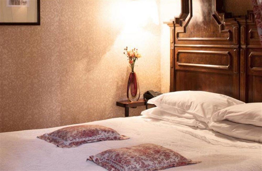 Antica Locanda Solferino Milano Exteriör bild