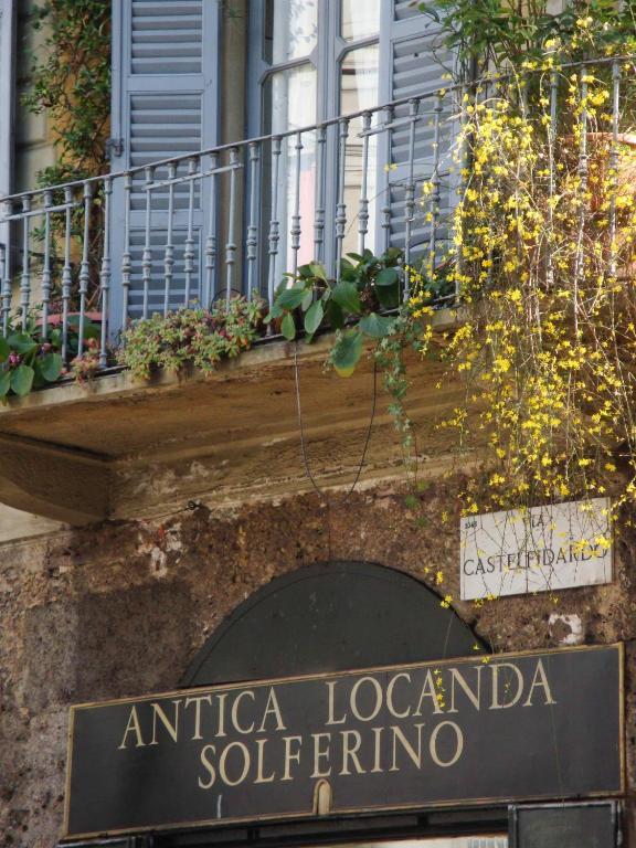 Antica Locanda Solferino Milano Exteriör bild