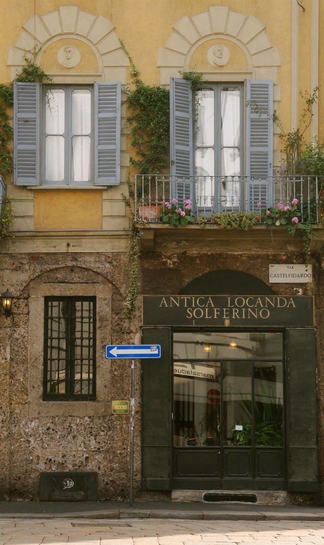 Antica Locanda Solferino Milano Exteriör bild